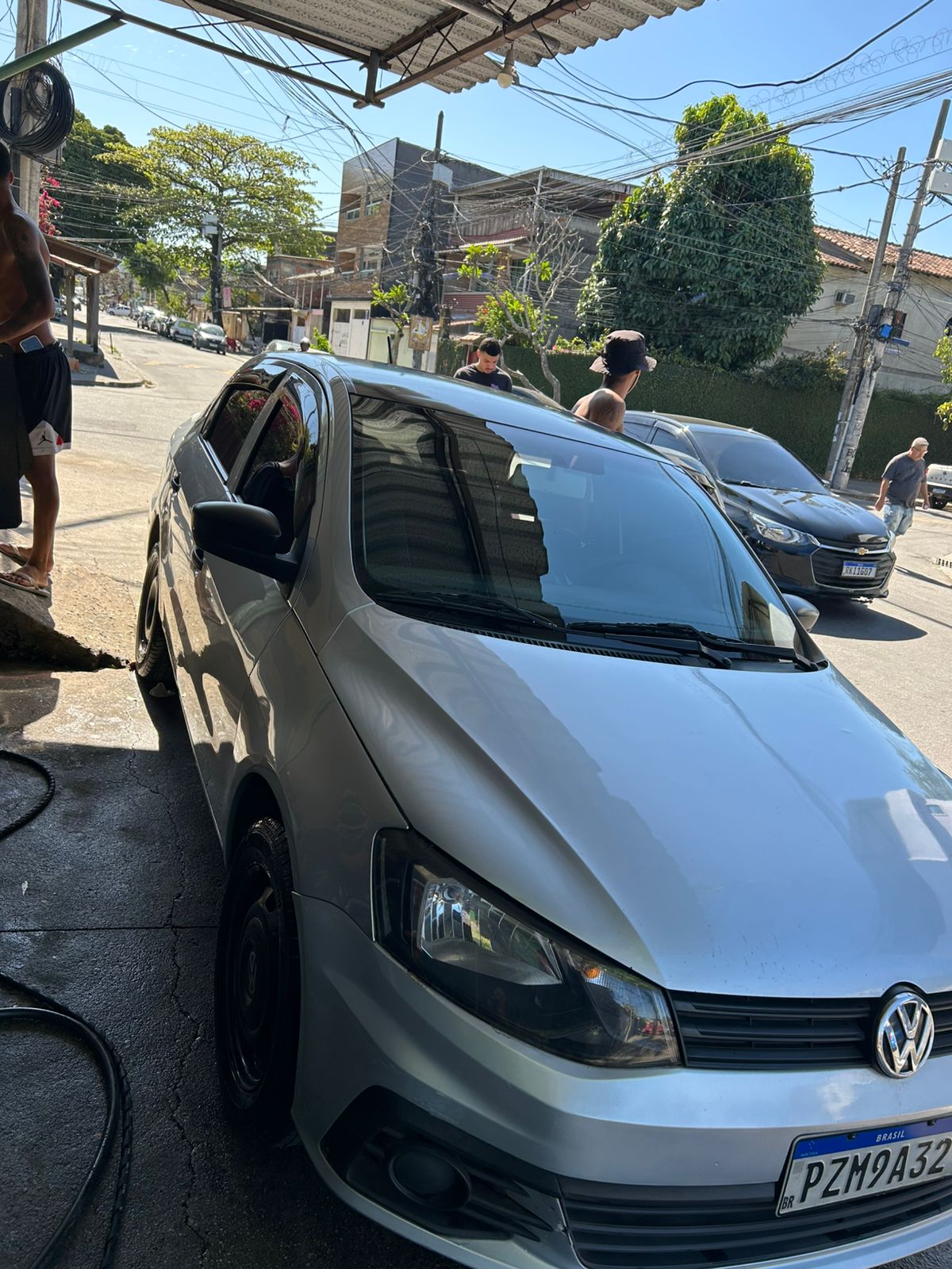 João Lava Jato - R. Calmom, 36 - Curicica, Rio de Janeiro - RJ, 22710-350