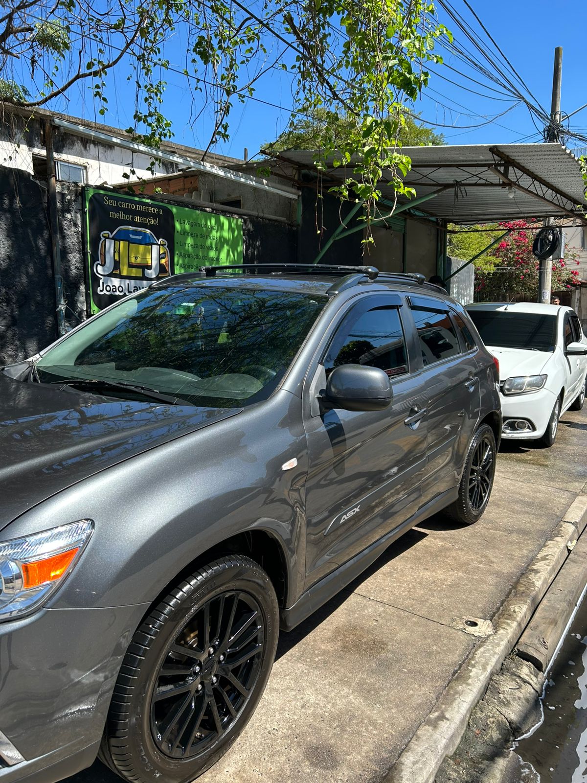 João Lava Jato - R. Calmom, 36 - Curicica, Rio de Janeiro - RJ, 22710-350